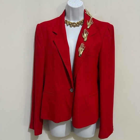 Versatile Wear Gold Woman’s Hand Brooch Unisex - Picture 5 of 10